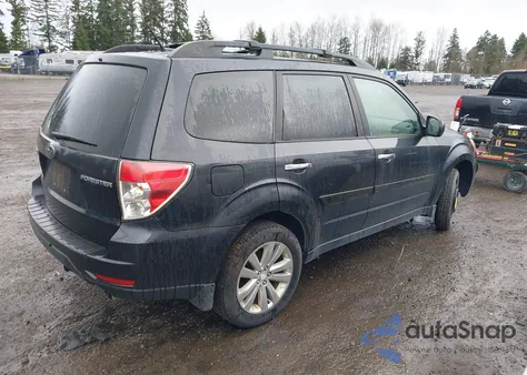 2011 Subaru Forester 2.5X Premium z USA, uszkodzony, nr VIN JF2SHBDC7BH779243